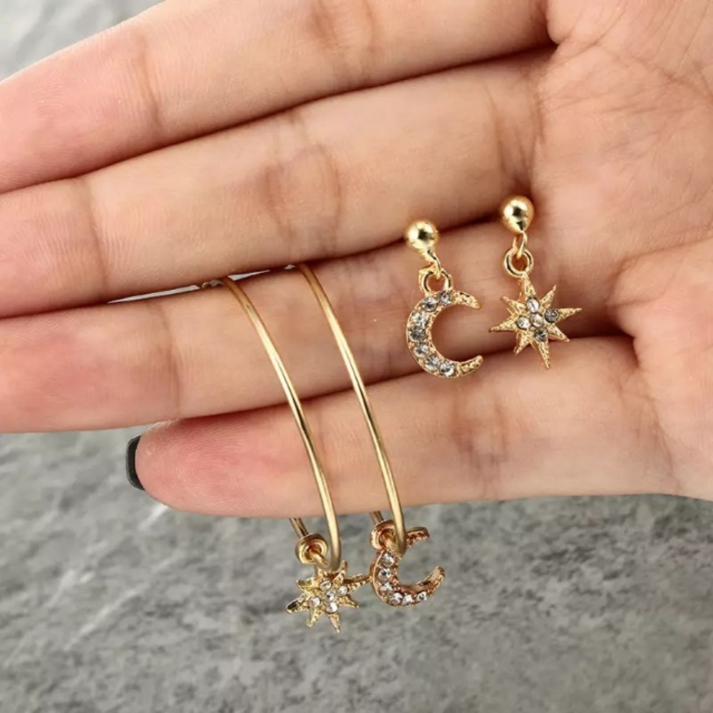 NEW!๐๐๐GOLDEN SUN ๐ & ๐ MOON HOOPS!๐๐๐LOVE - Picture 2 of 8